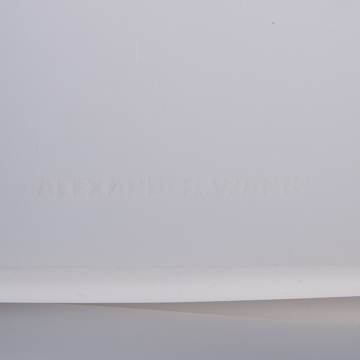 Molded Silicon Prisma Tote Icing