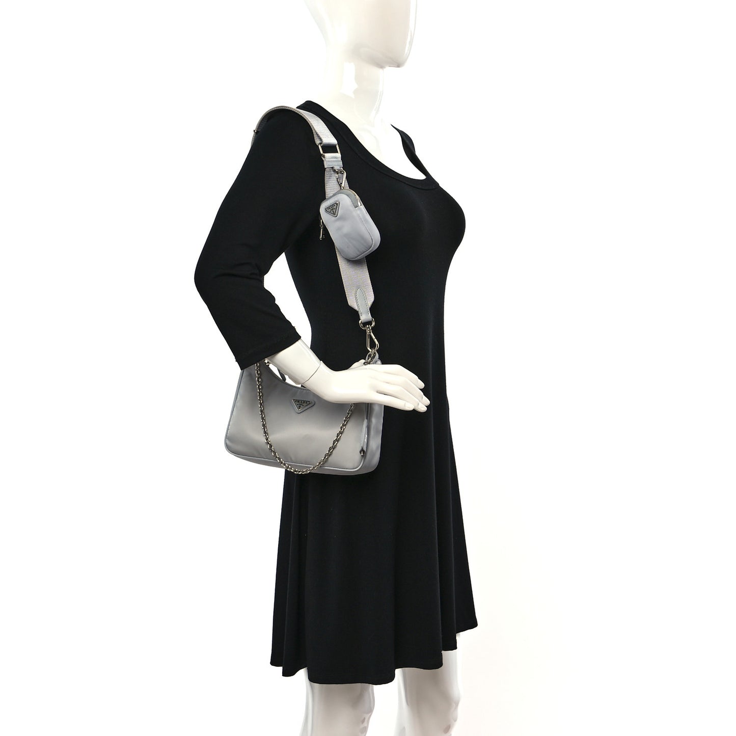 Re-Nylon Saffiano Re-Edition 2005 Shoulder Bag Fiordaliso
