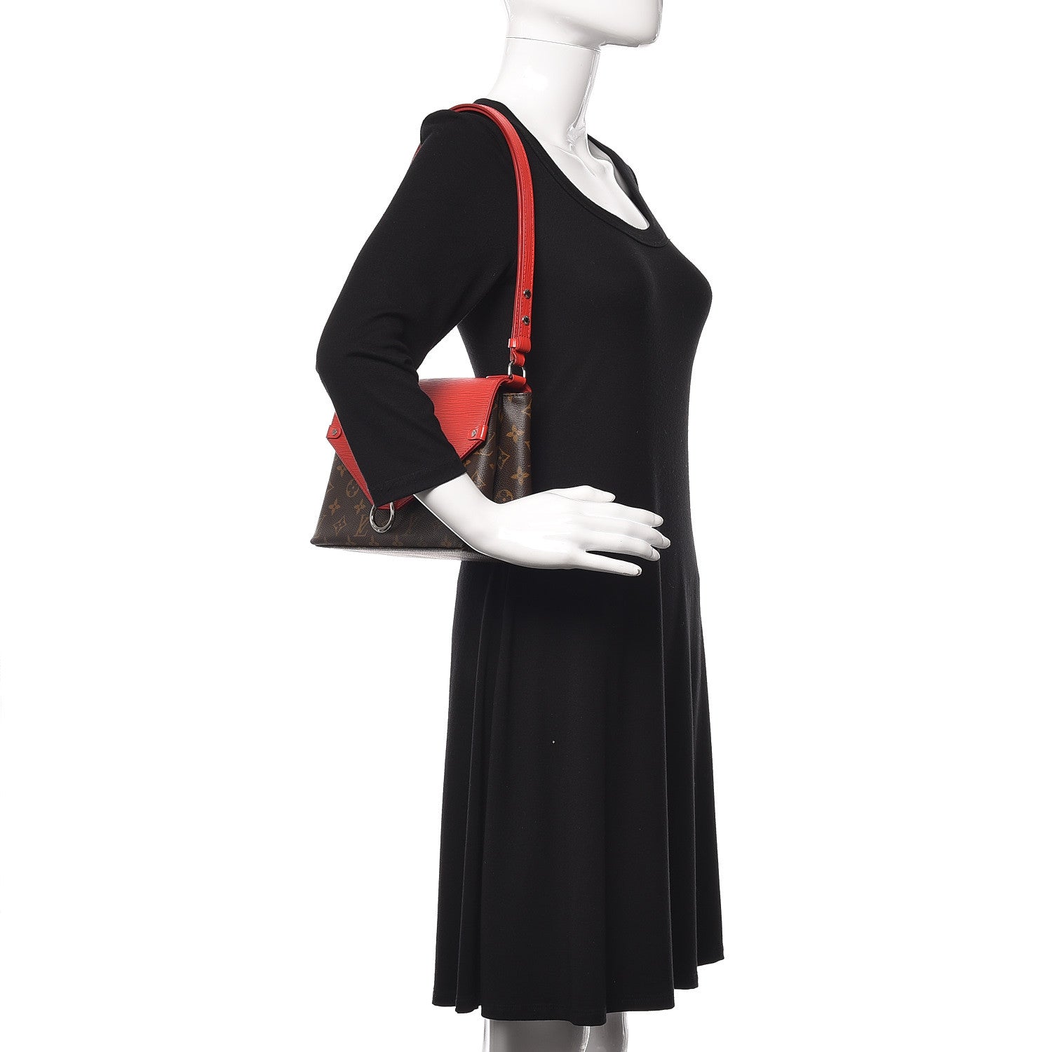 Louis Vuitton Monogram Epi Saint Michel Coquelicot 2 of 10