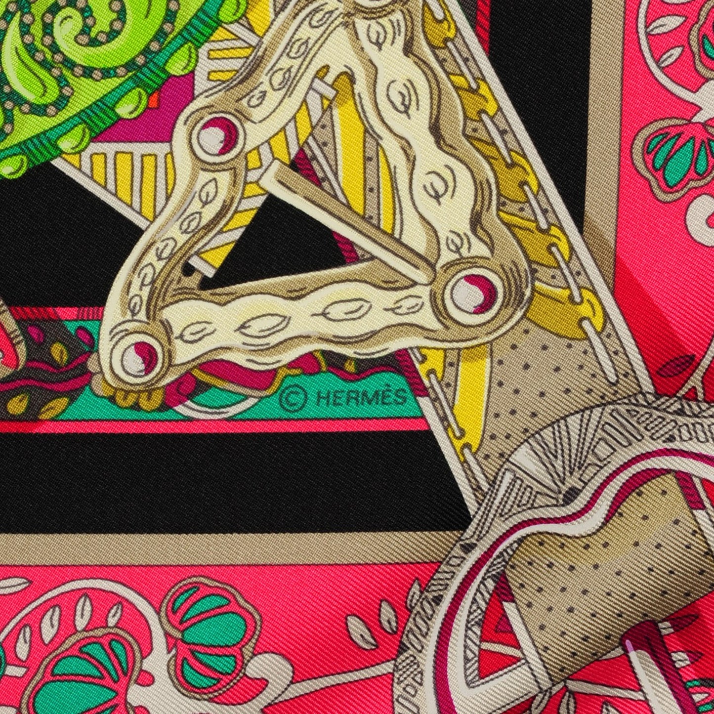 Silk Le Songe De La Licorne Scarf 90 Black Fuchsia Vert Fluo