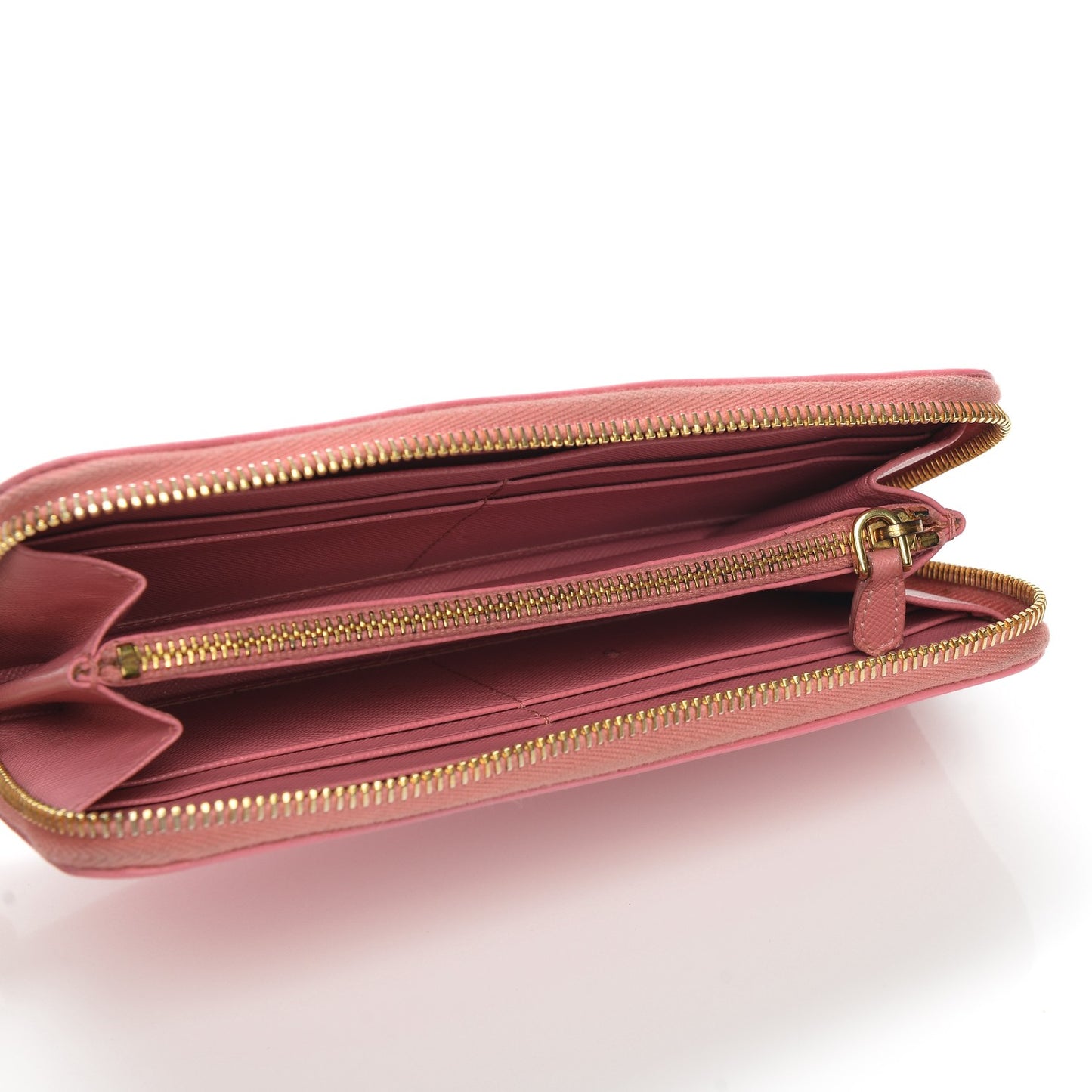 Saffiano Metal Zip Around Wallet Geranio