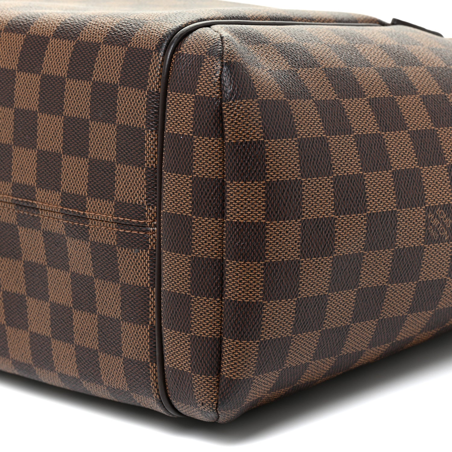 Louis Vuitton Damier Ebene Totally MM 9 of 13