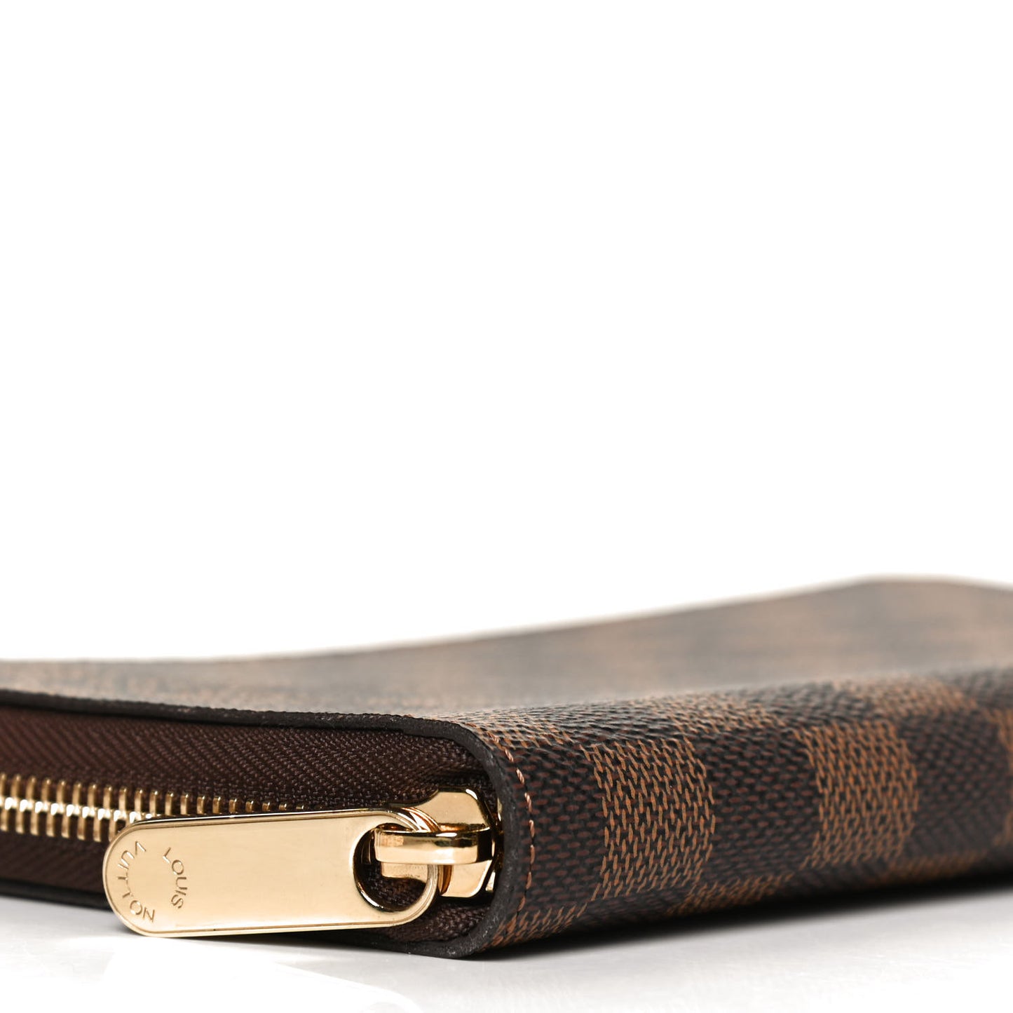 Damier Ebene Zippy Organizer Wallet