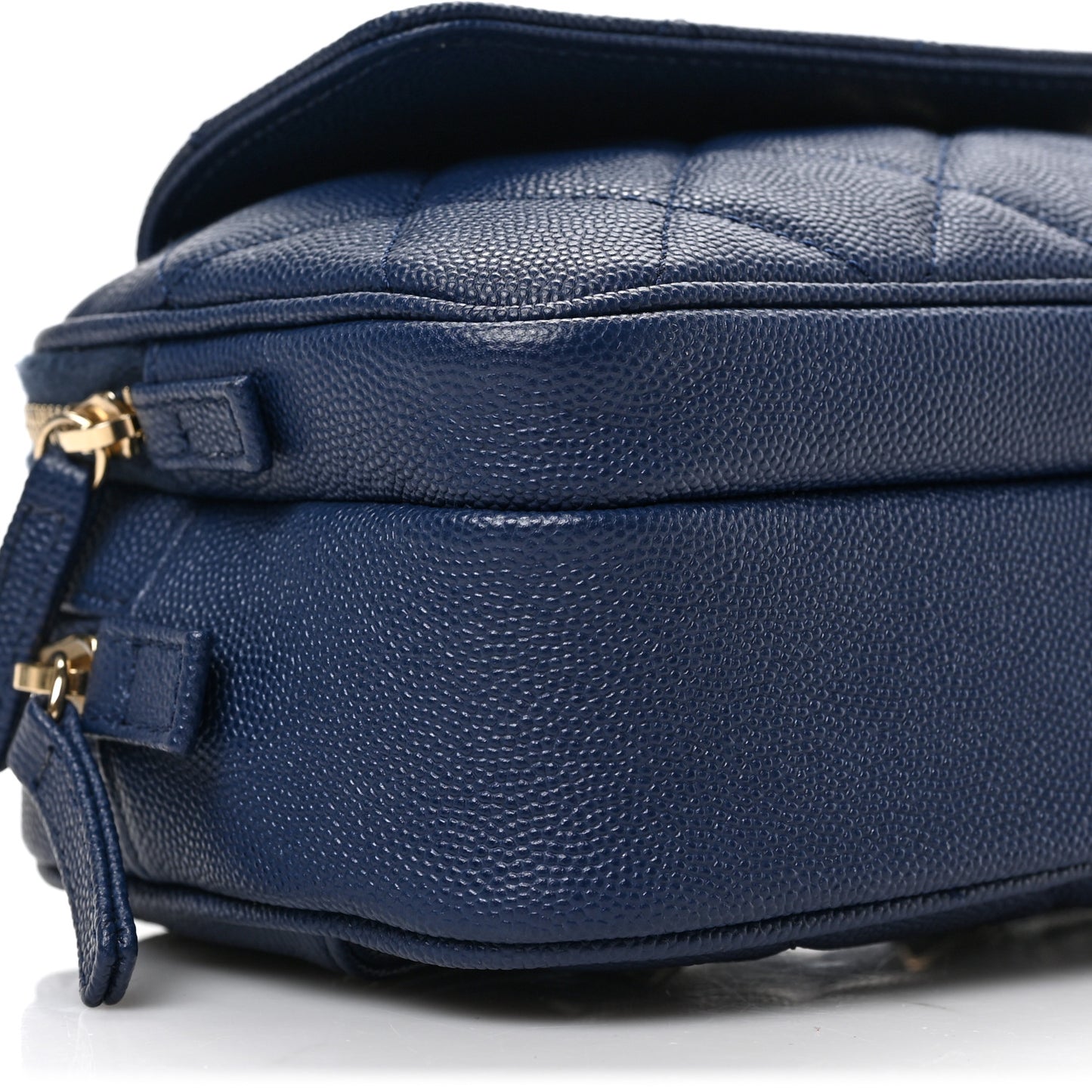 Caviar Quilted Waist Bag With Pouch Blue
