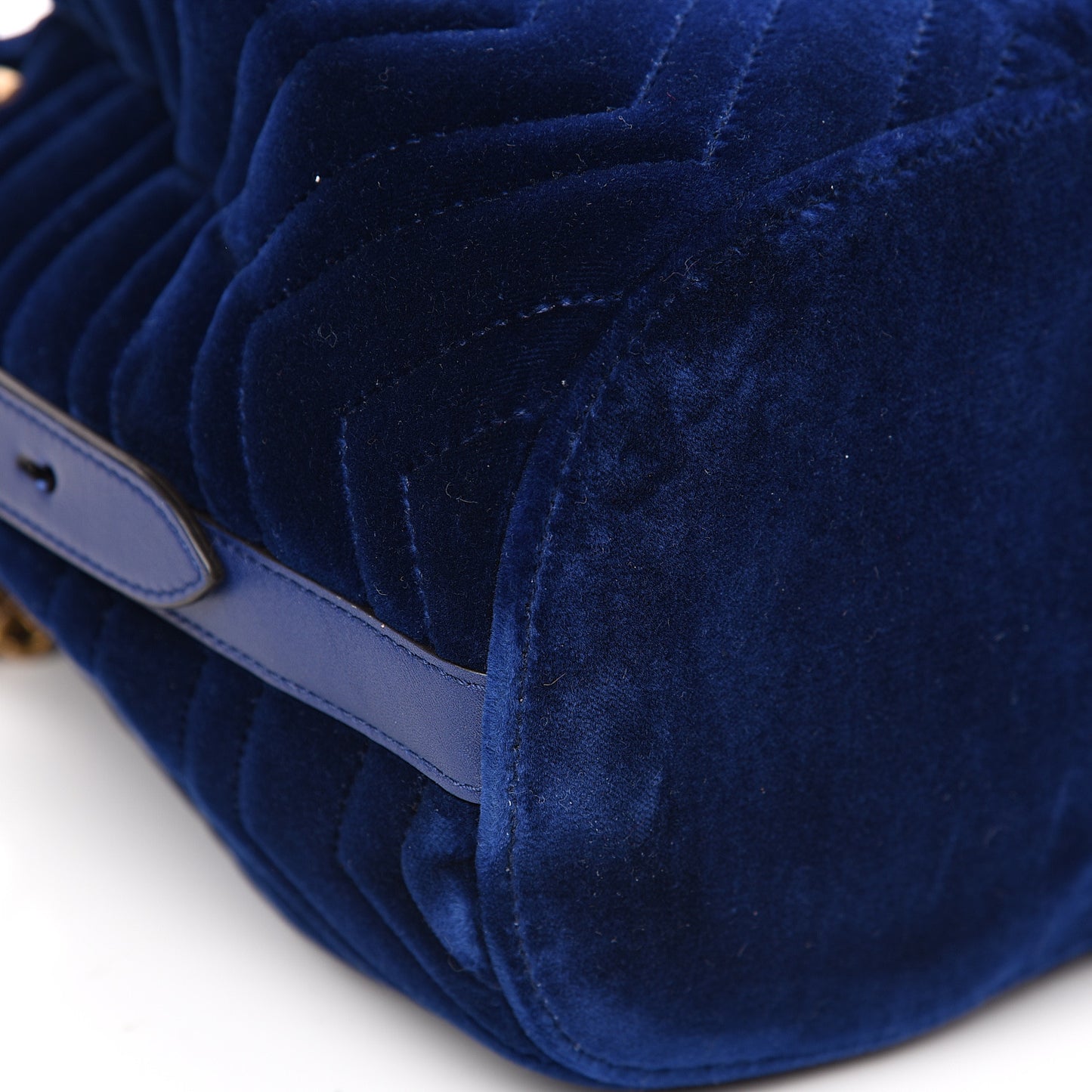 Velvet Matelasse GG Marmont Bucket Bag Cobalt Blue