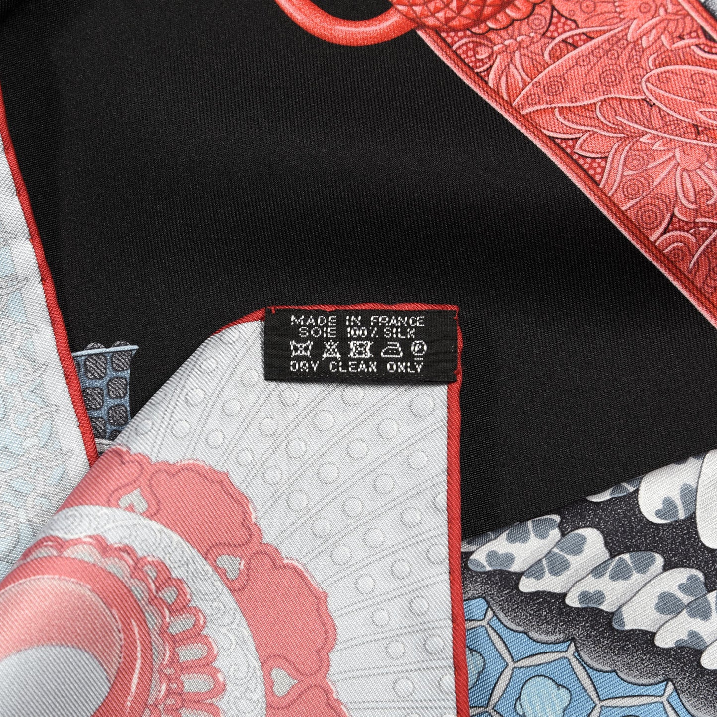 Silk Parures de Samourais Scarf 90 Black Rouge Bleu Jean