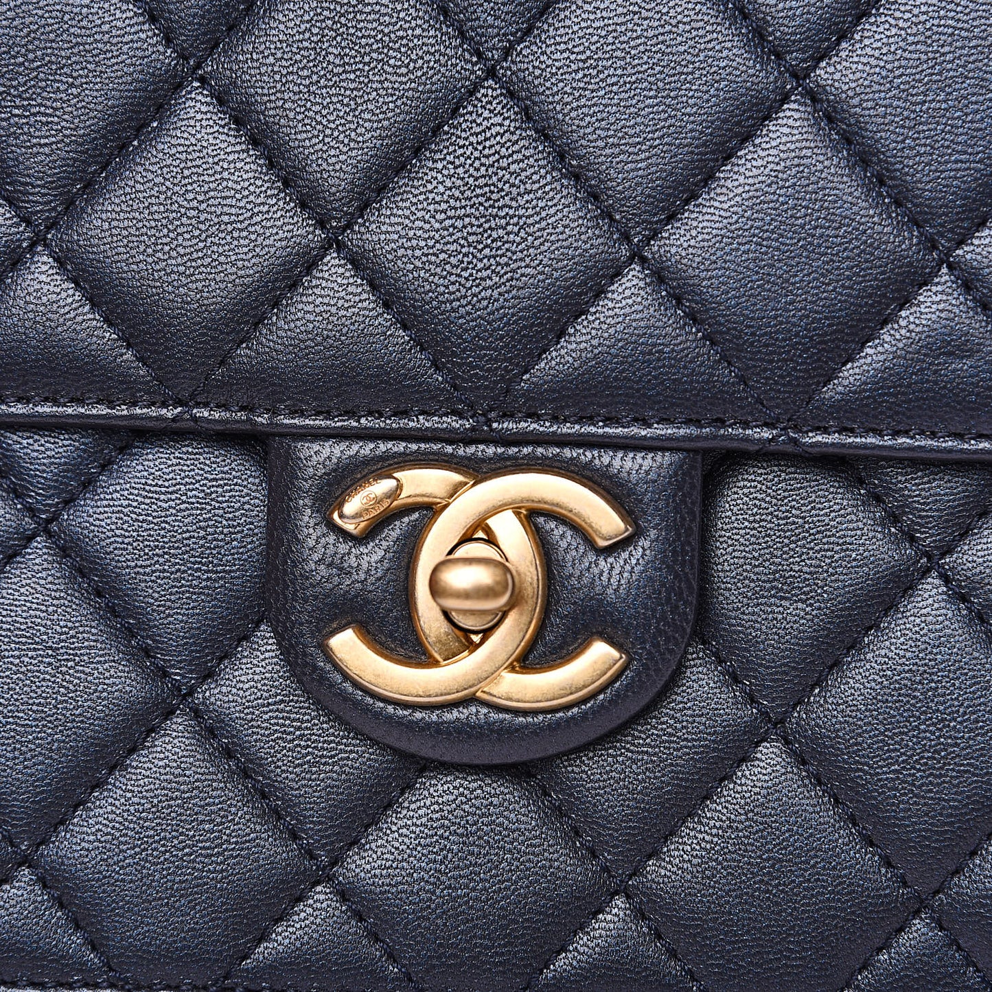 Iridescent Lambskin Quilted Chic Pearls Flap Navy Blue