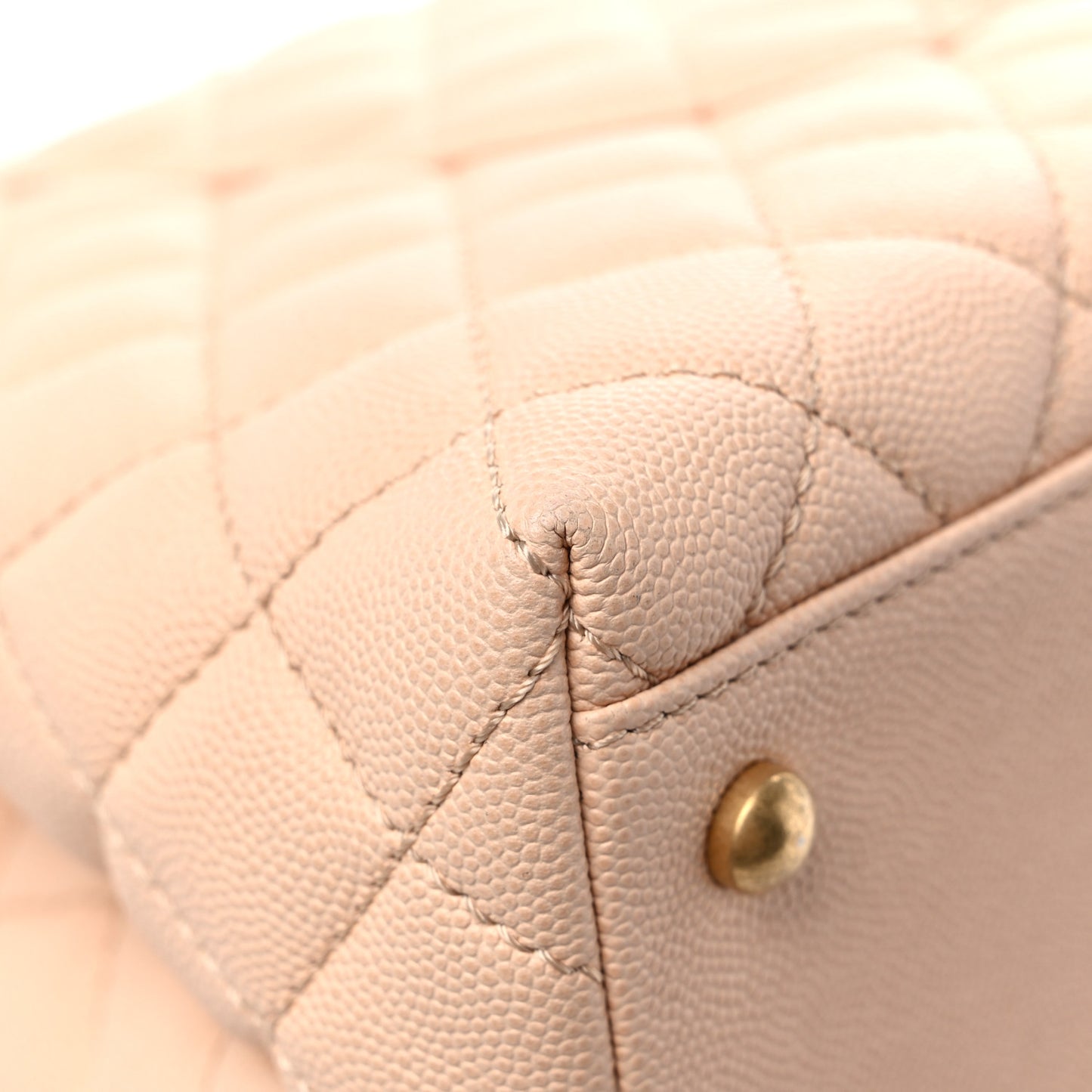 Caviar Quilted Medium Coco Handle Flap Light Beige