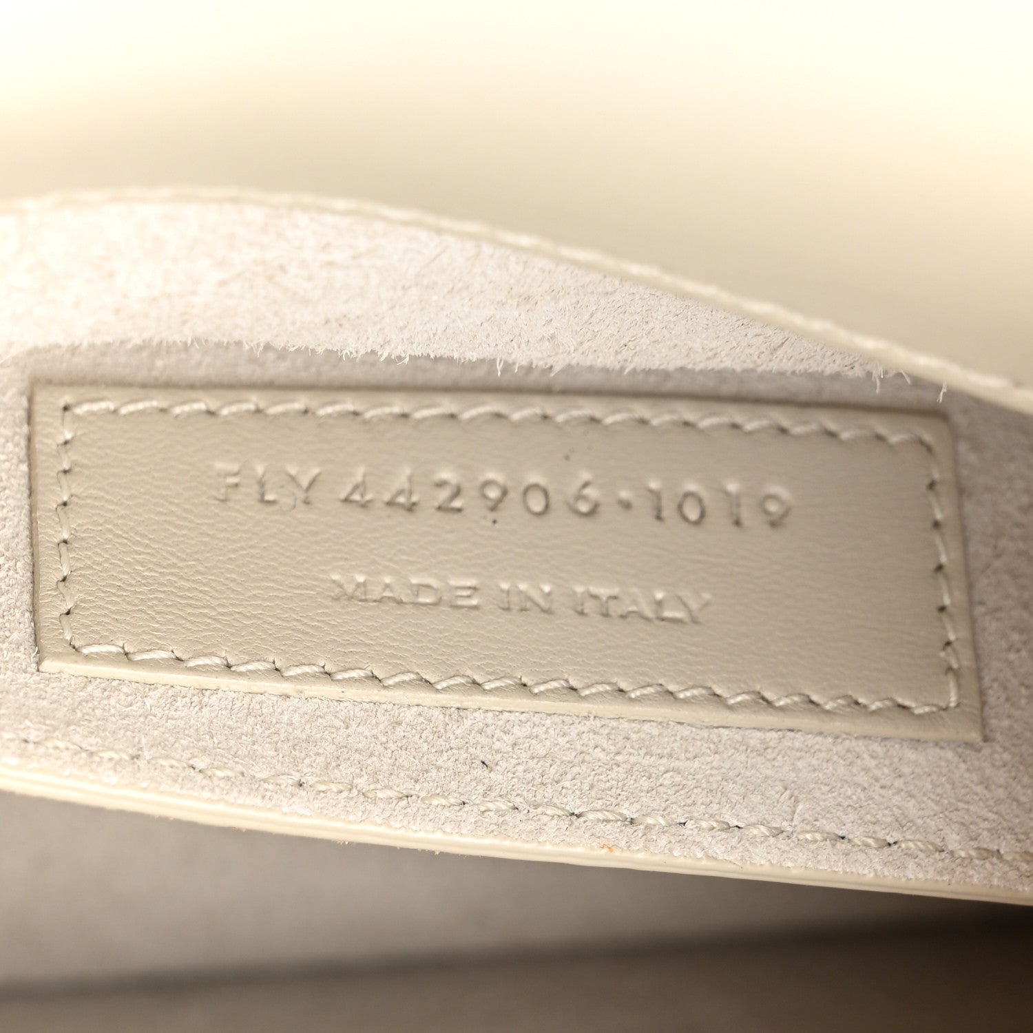 Saint Laurent Calfskin Medium Monogram Sunset Crema Soft 9 of 17