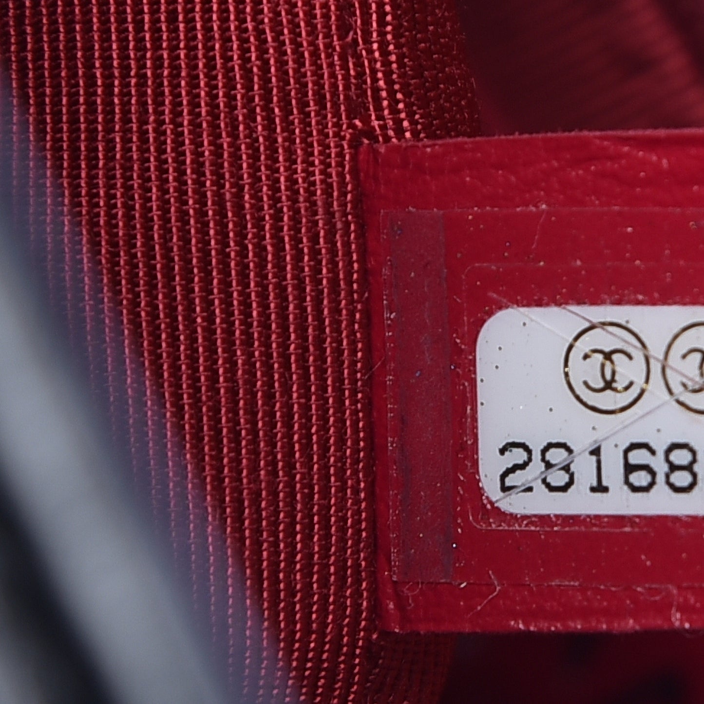 Aged Calfskin Quilted Medium Gabrielle Hobo Black