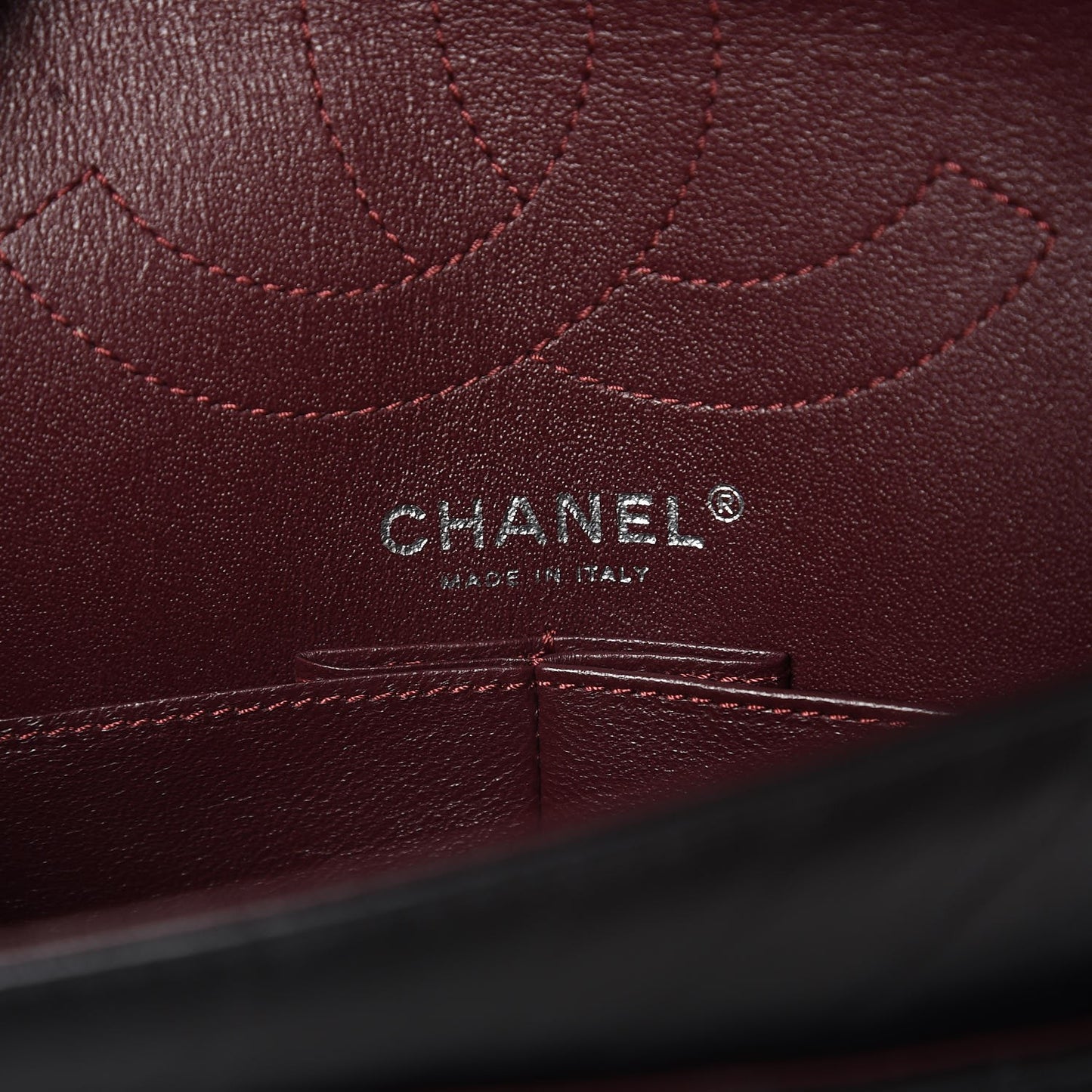 Aged Calfskin Chevron Quilted 2.55 Reissue 225 So Black