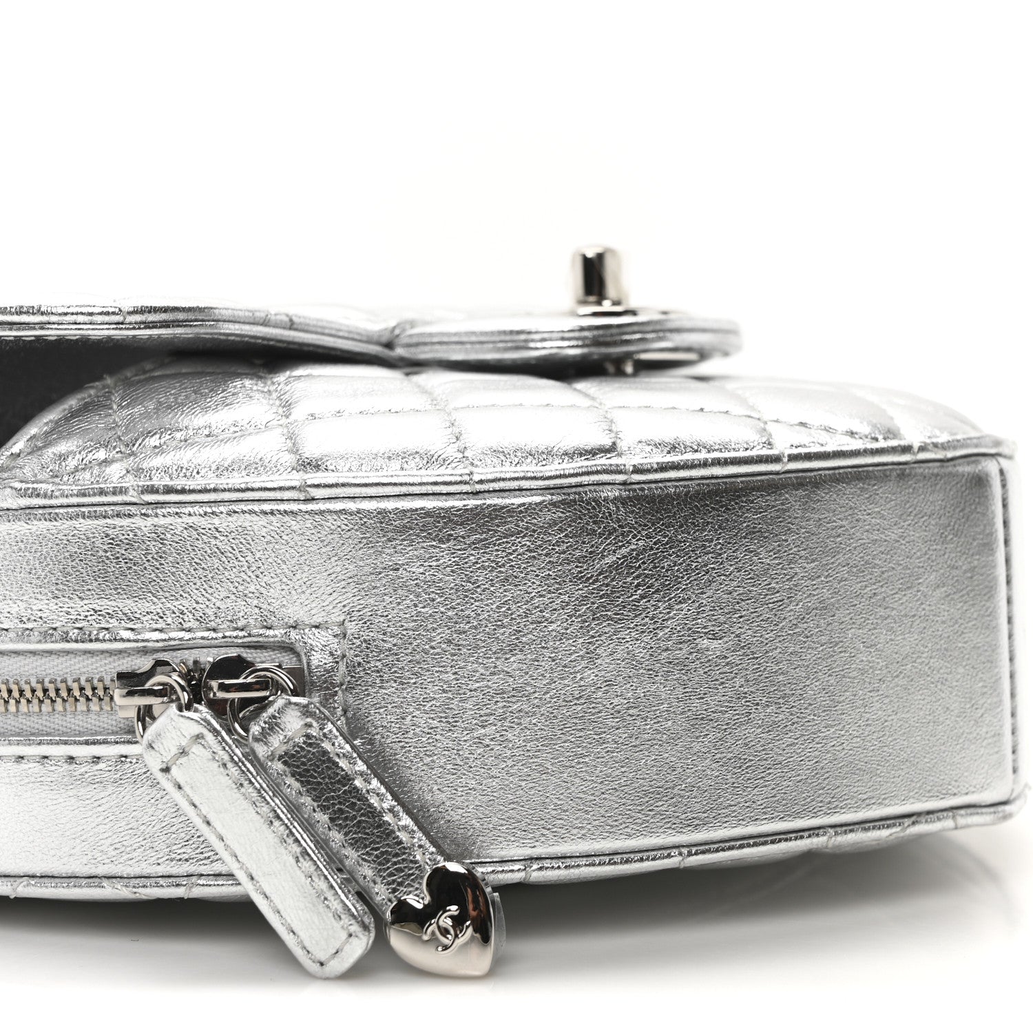 Chanel Metallic Lambskin Quilted CC In Love Heart Bag Silver 9 of 10