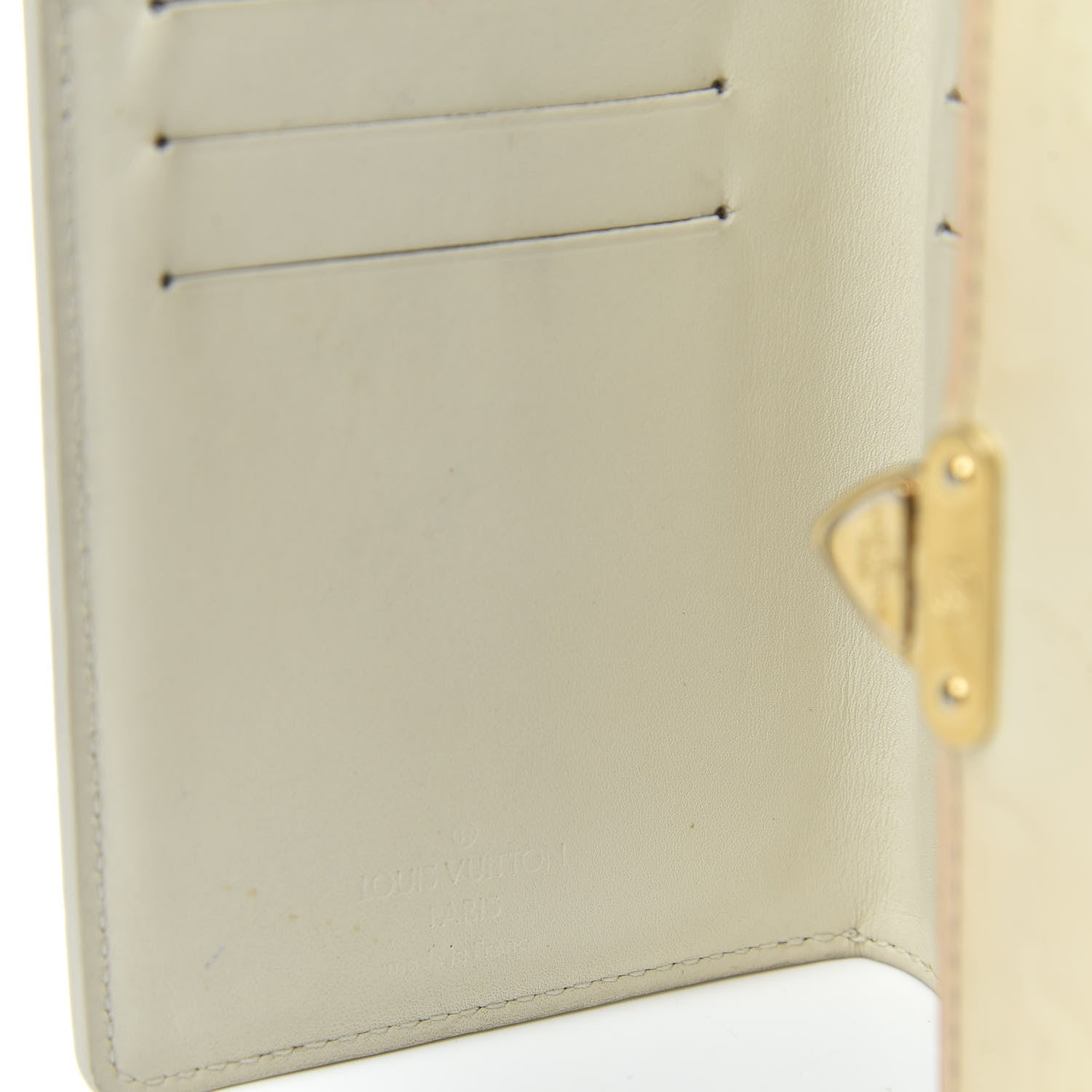 Louis Vuitton Vernis Koala Wallet Perle 6 of 6