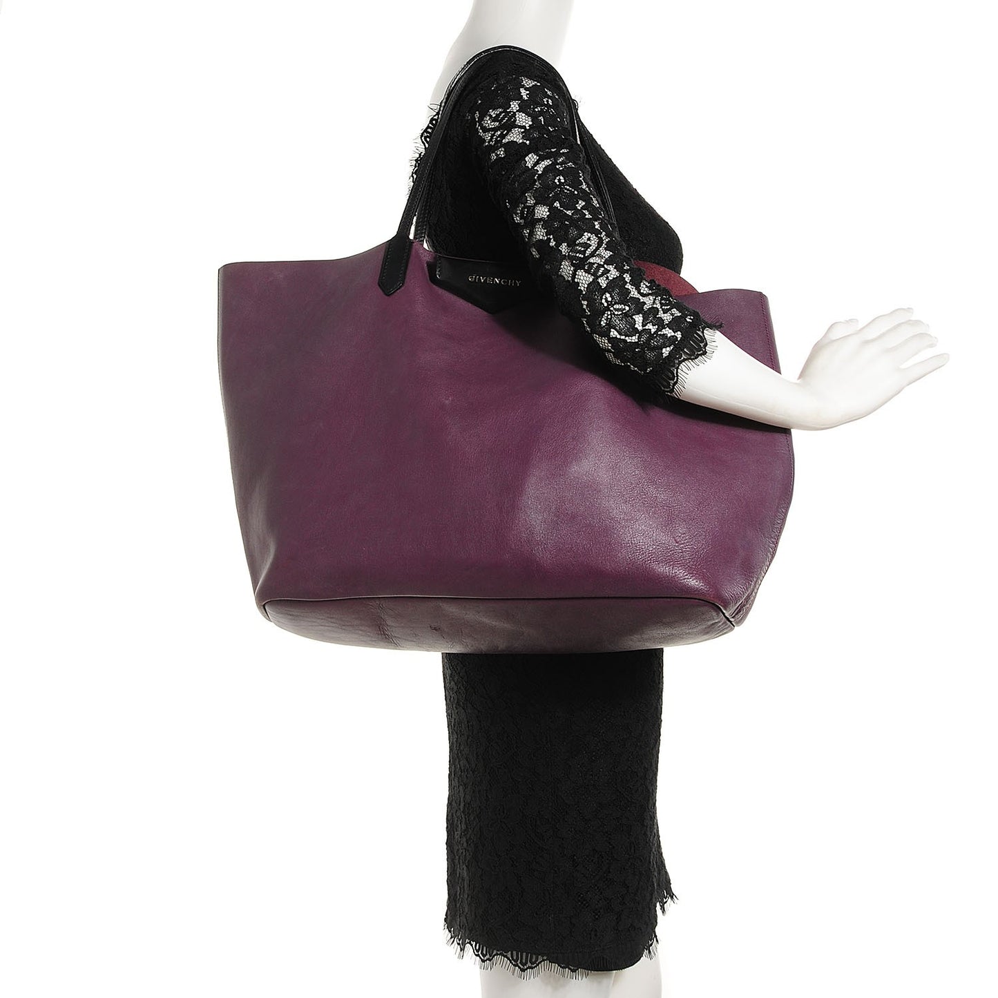 Calfskin Large Antigona Tote Aubergine