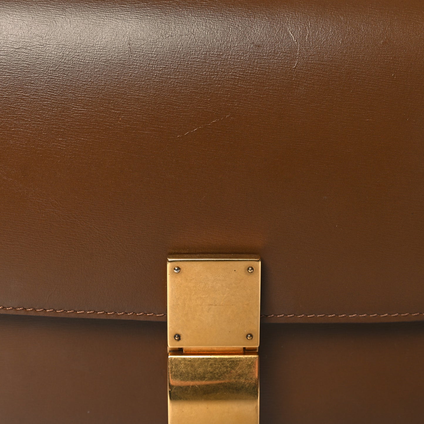 Box Calfskin Medium Classic Box Flap Bag Camel