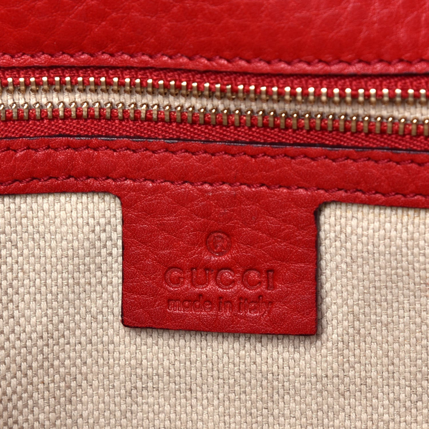 Gucci Pebbled Calfskin Medium Soho Clutch Red 6 of 7