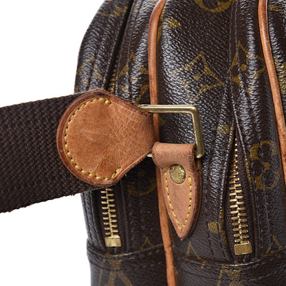 Louis Vuitton Monogram Reporter PM 7 of 17