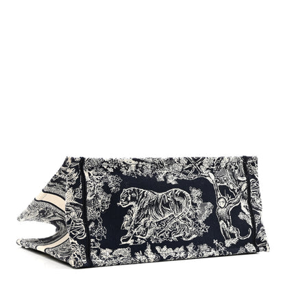 Christian Dior Canvas Embroidered Medium Dioriviera Toile De Jouy Reverse Book Tote Blue 4 of 9