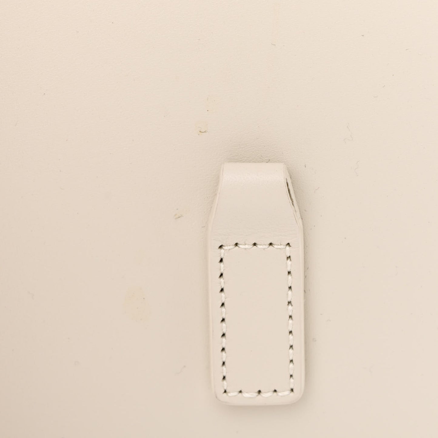 Smooth Calfskin Le 5 A 7 Hobo Blanc Vintage