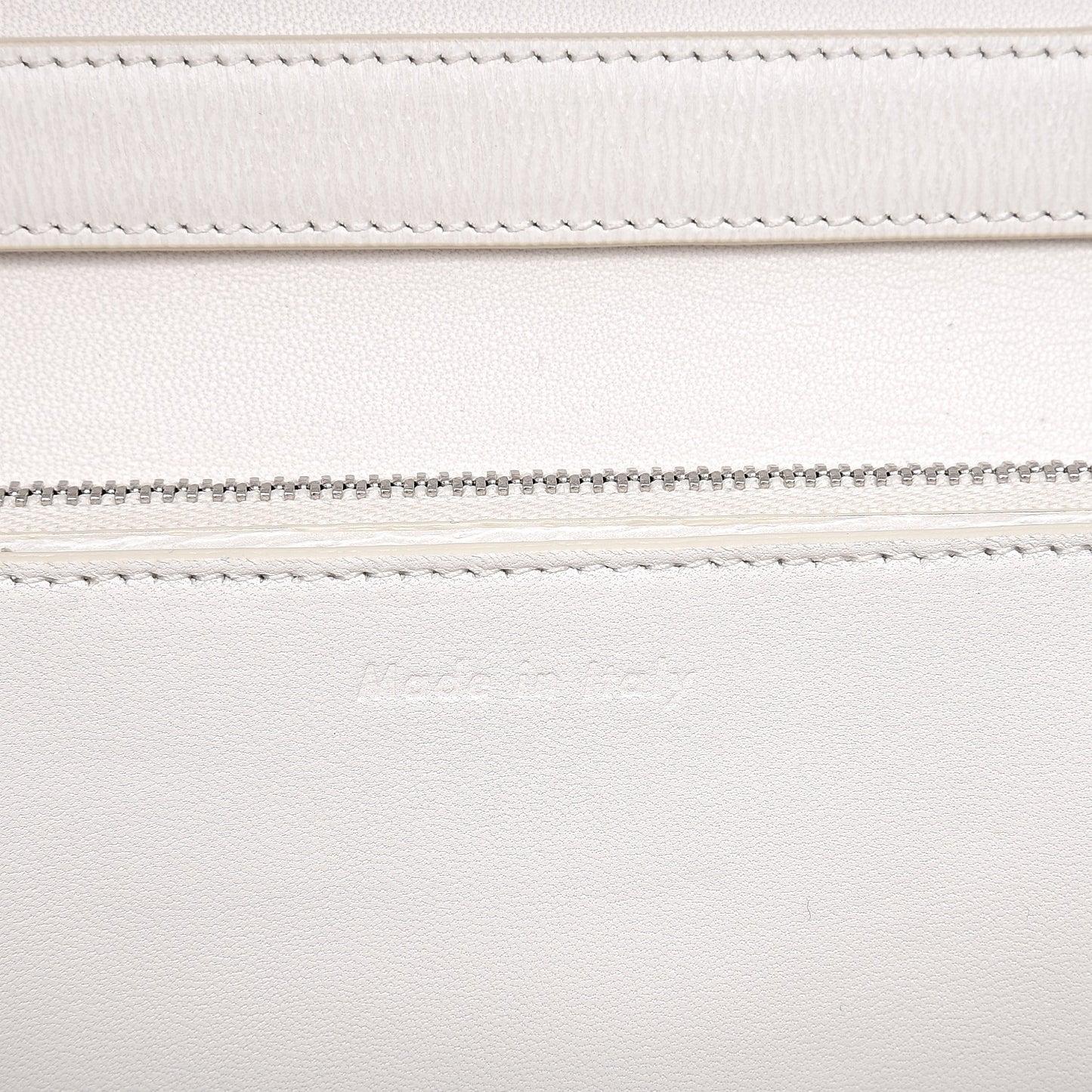 Liege Calfskin Medium Classic Box Flap Bag White