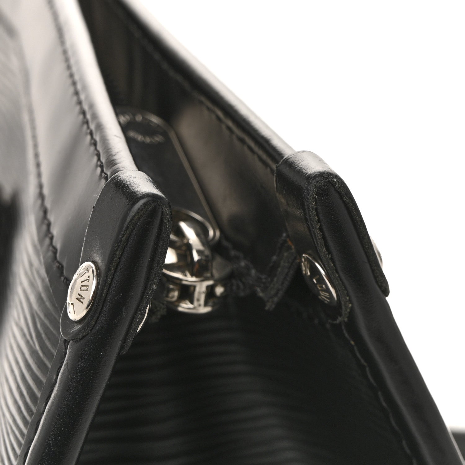 Louis Vuitton Epi Madeleine PM Black 13 of 15