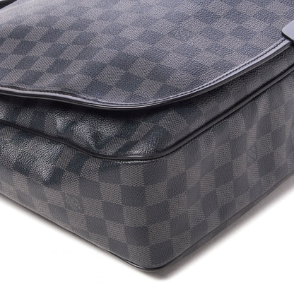 Louis Vuitton Damier Graphite Daniel GM 5 of 8
