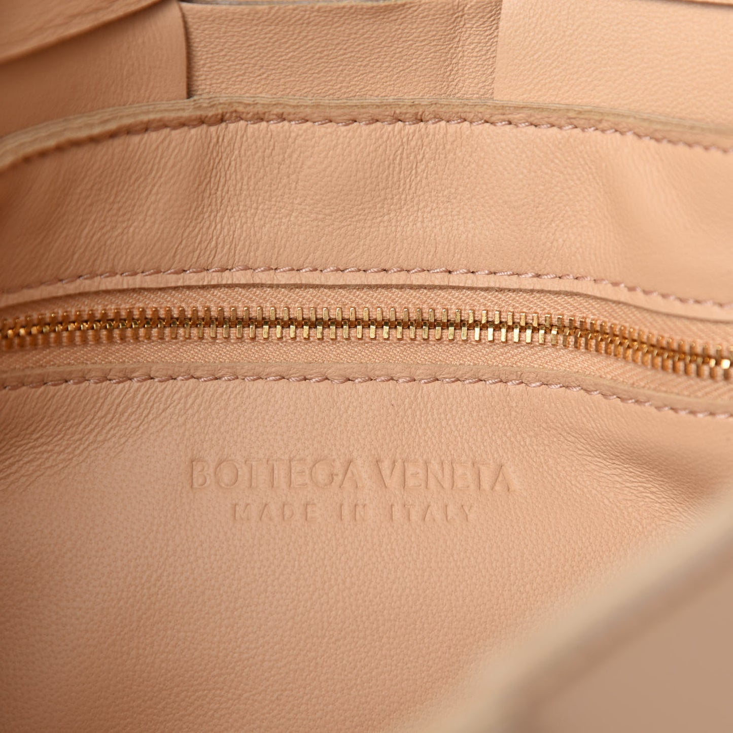 Nappa Maxi Intreccio Cassette Bag Nude