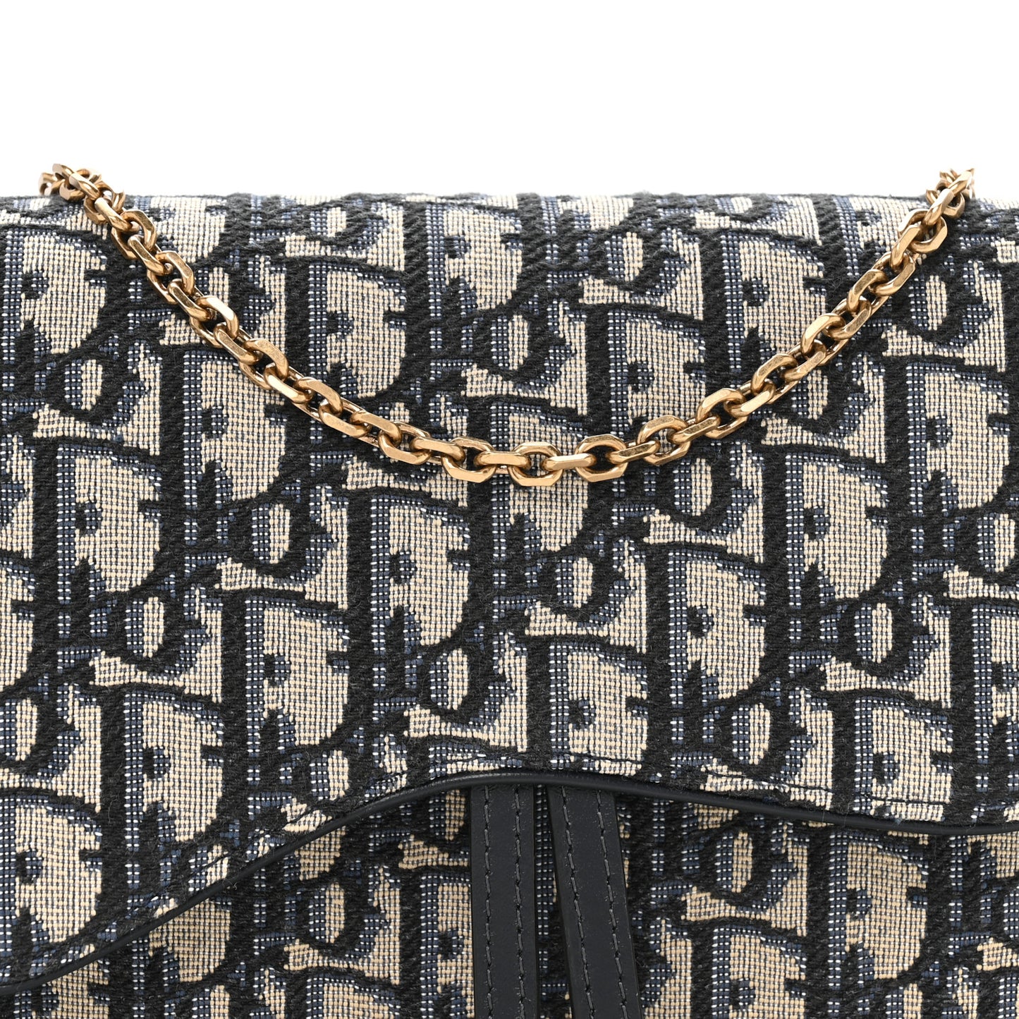 Oblique Saddle Chain Pouch Blue