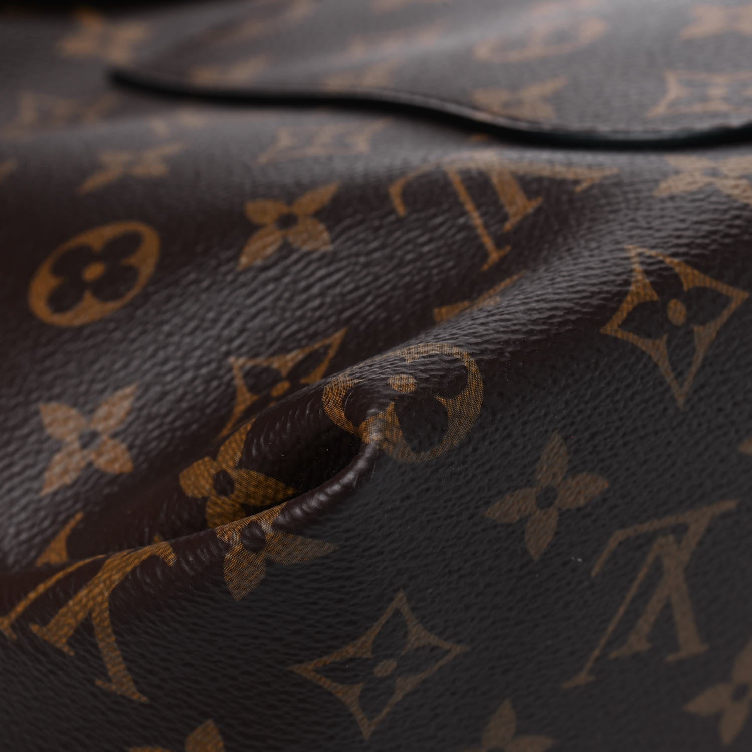 Louis Vuitton Monogram Beaubourg MM Safran Imperial 6 of 6