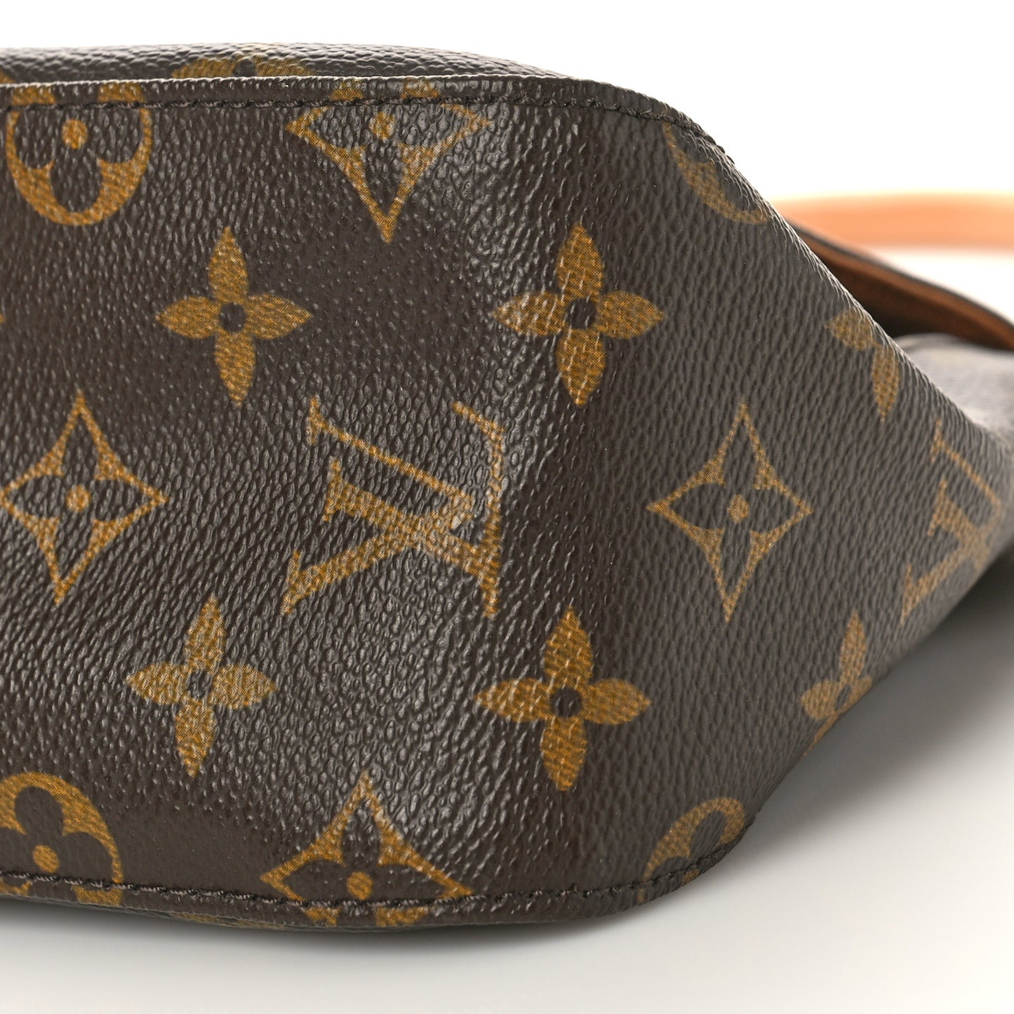 Monogram Mini Looping