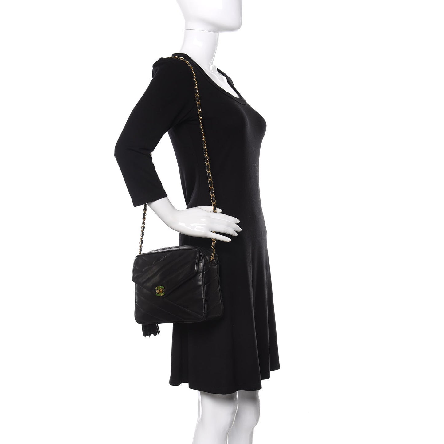 Lambskin Chevron Quilted Tassel Camera Case Black