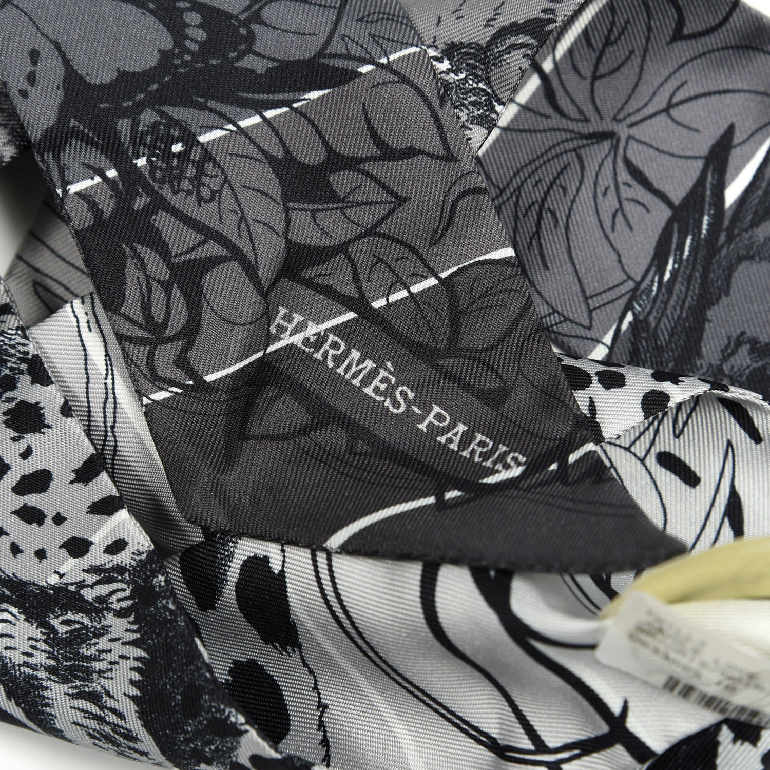 Hermes Silk Jungle Love Rainbow Twilly Gris Black White 4 of 4