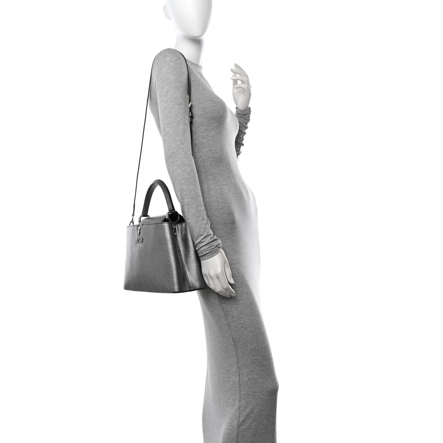 Louis Vuitton Taurillon Capucines MM Chrome 2 of 11