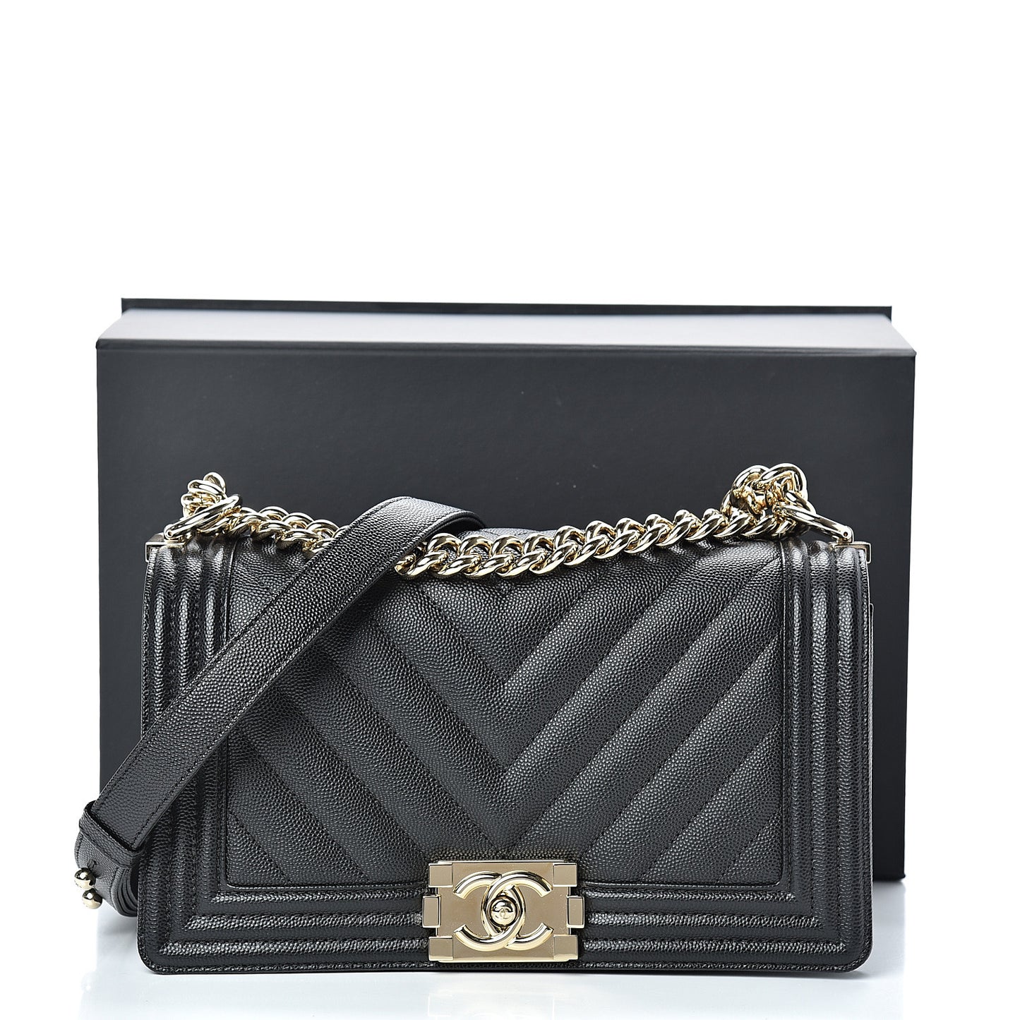 Caviar Chevron Quilted Medium Boy Flap Black