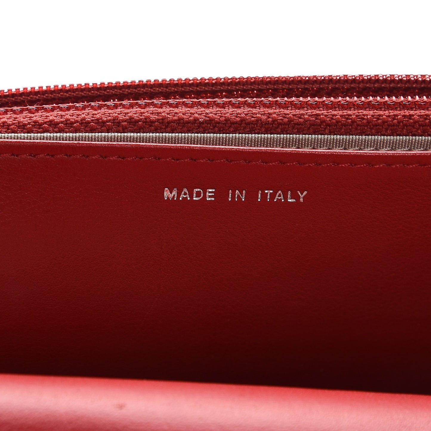 Calfskin Diamond Stitch Wallet On Chain WOC Red