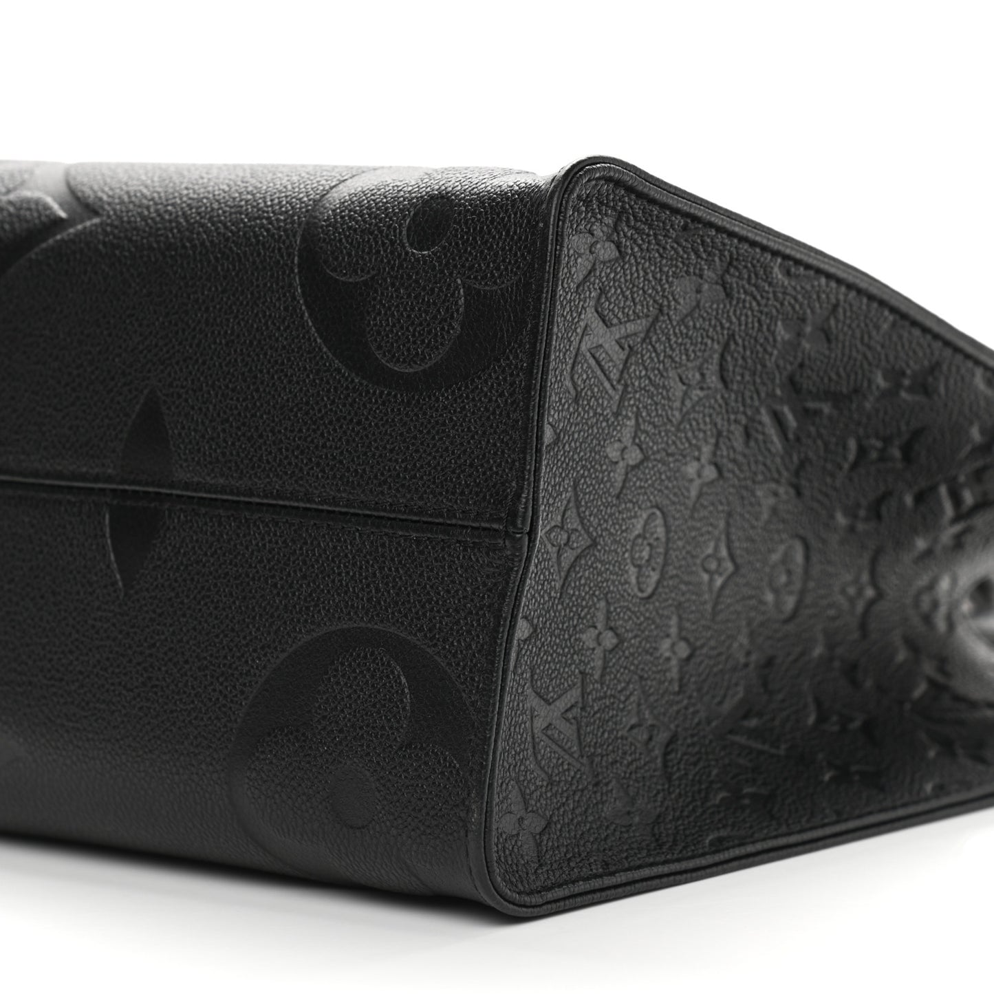 Empreinte Monogram Giant Onthego MM Black