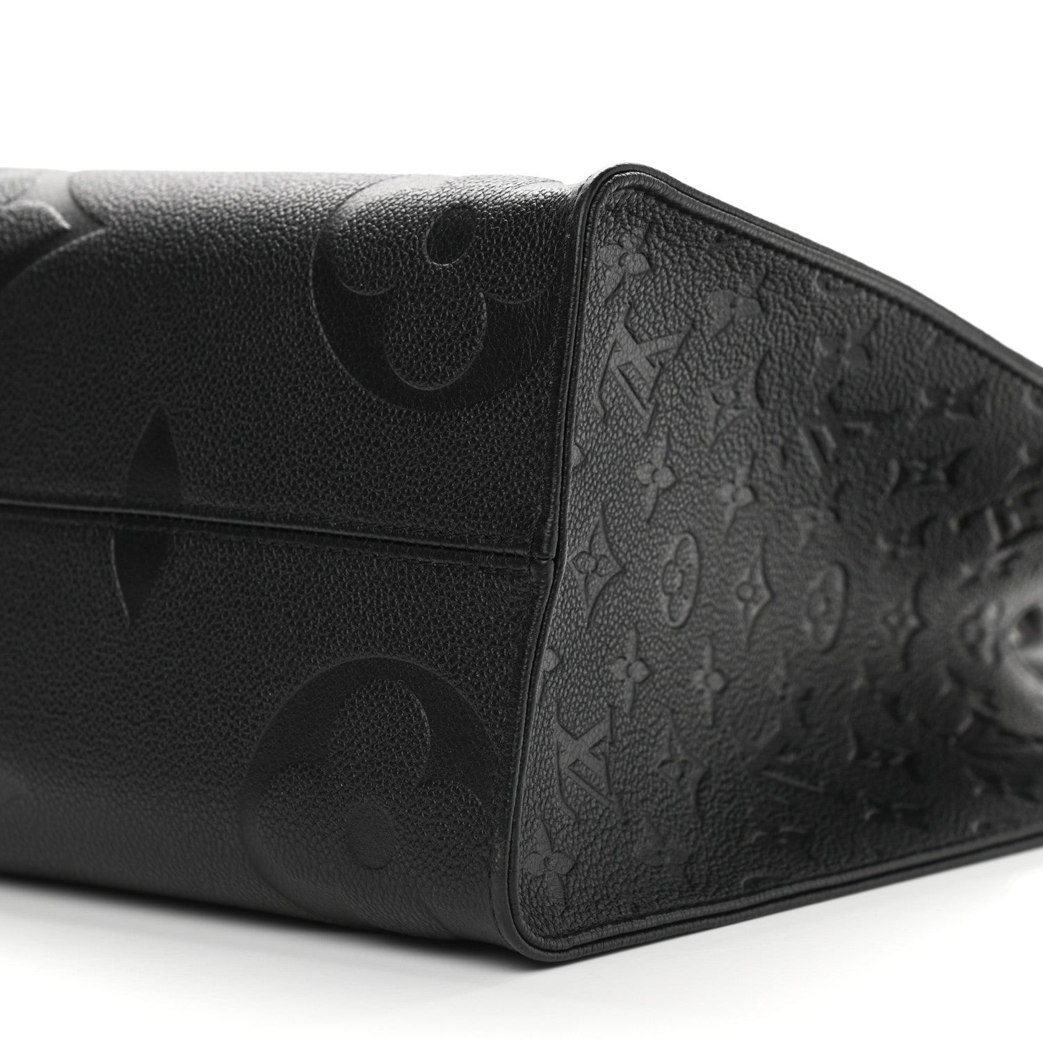 Louis Vuitton Empreinte Monogram Giant Onthego MM Black 7 of 8