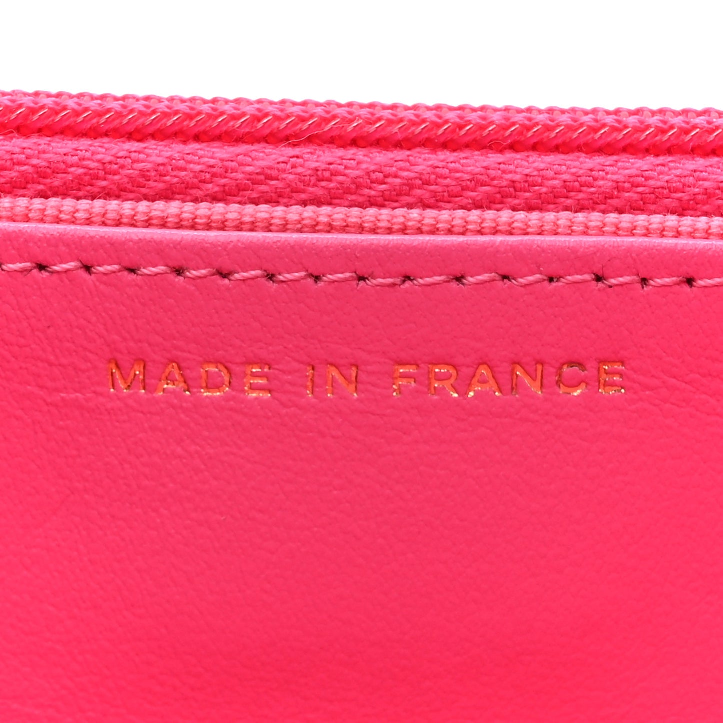 Caviar Quilted Wallet on Chain WOC Fuchsia