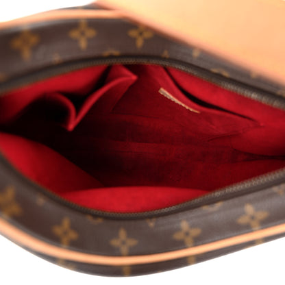 Louis Vuitton Monogram Croissant MM 5 of 8
