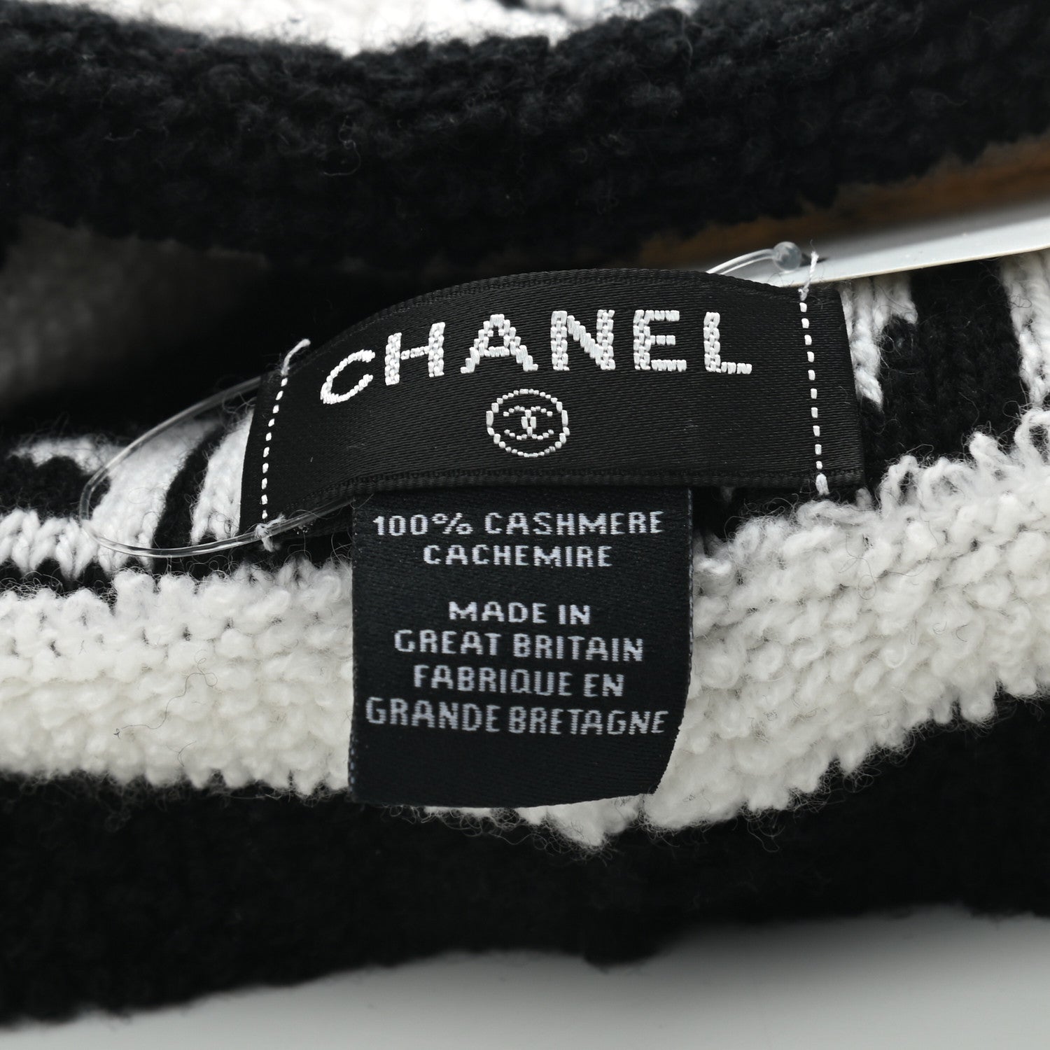 Chanel Cashmere CC Beanie Hat Ecru Black 4 of 4