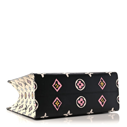 Louis Vuitton Monogram Giant Wild At Heart Onthego GM Black 3 of 7