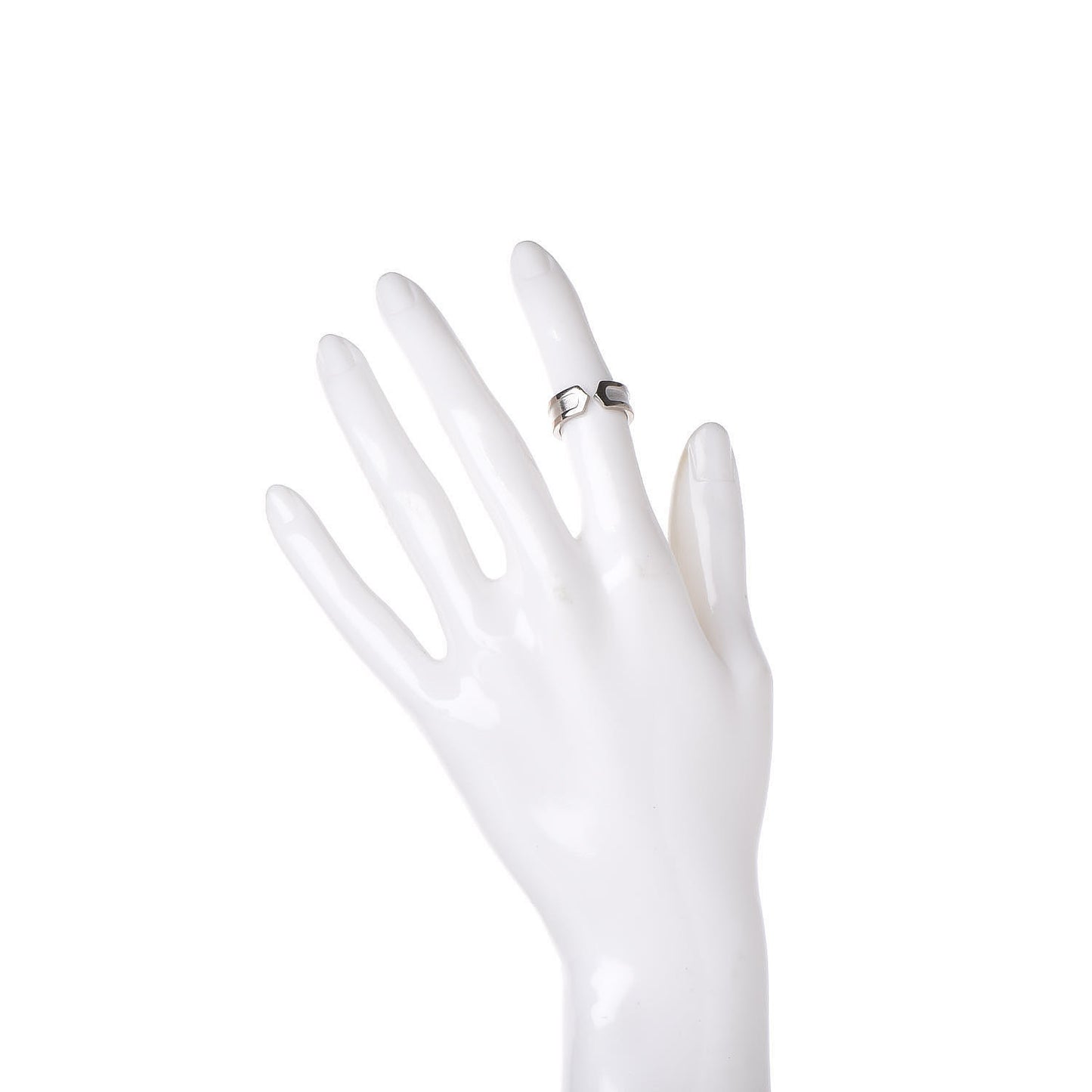 18K White Gold 6.5mm C De Ring 47 4