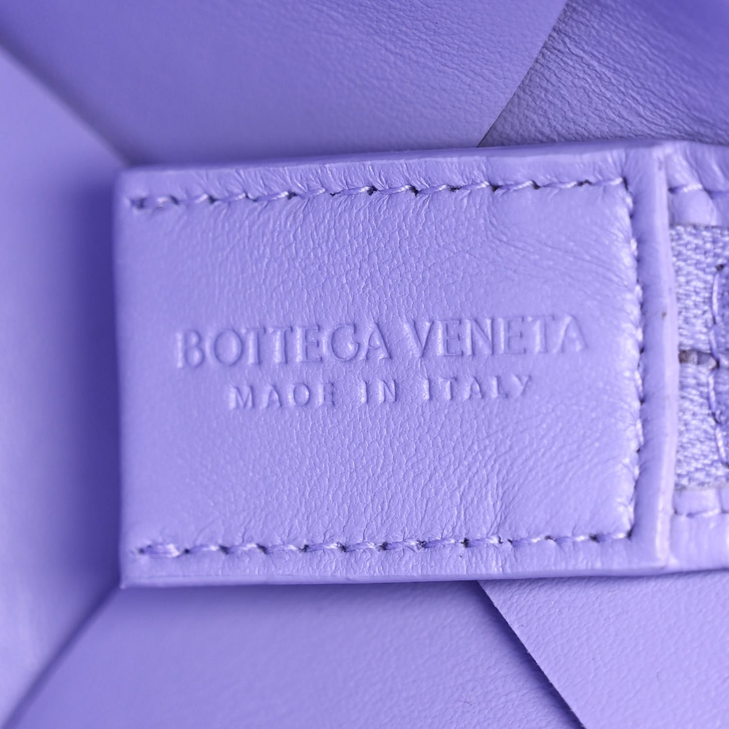 Lambskin Maxi Intrecciato Small Cassette Camera Bag Wisteria
