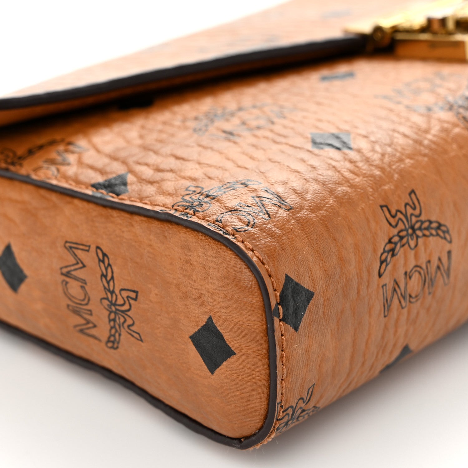 MCM Visetos Millie Wallet On Chain Cognac 10 of 12