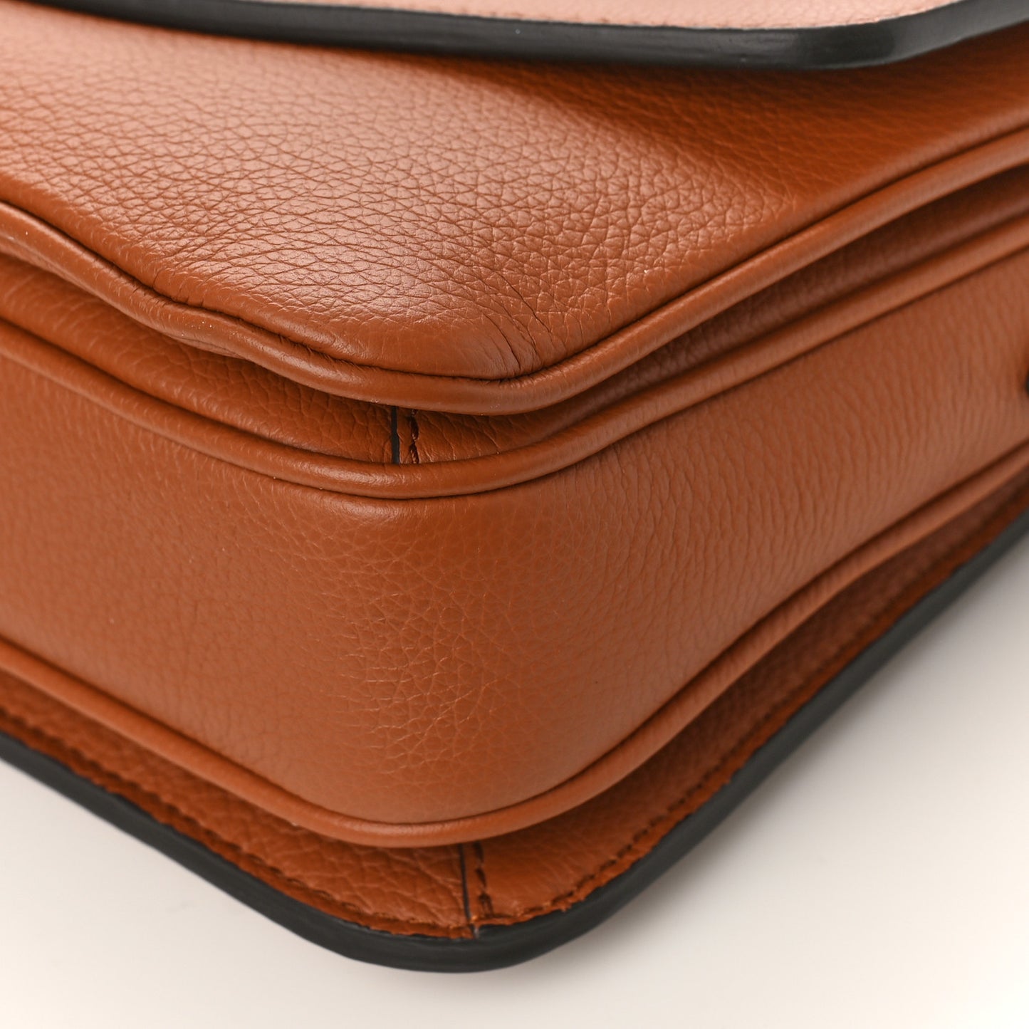 Grained Calfskin Lockme Oxford Cognac