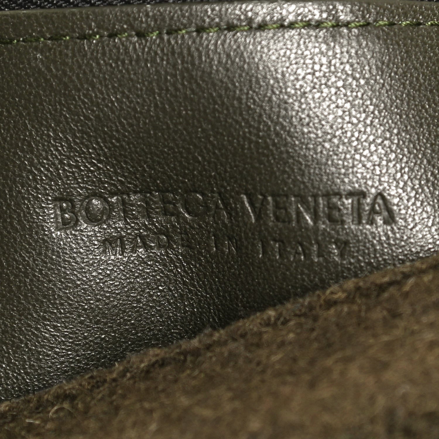 Bottega Veneta Calfskin Maxi Intrecciato Puffy Laptop Pouch Camping 6 of 10