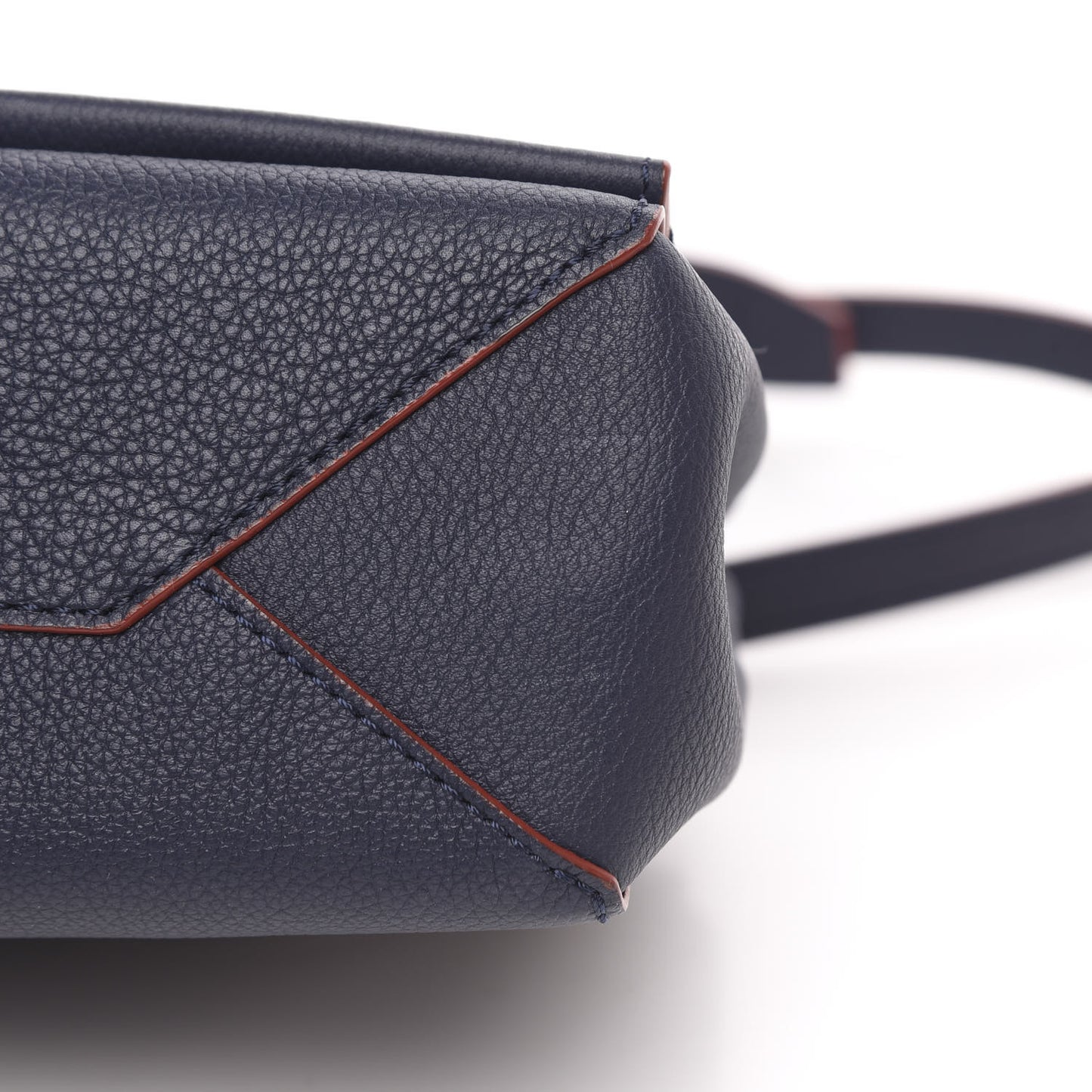 Calfskin Lockme II Chain Bag BB Marine Rouge