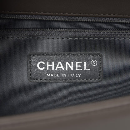 Chanel Calfskin Chevron New Medium Boy Flap Grey 6 of 8