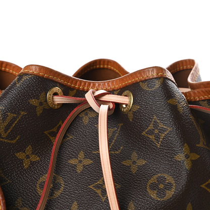 Louis Vuitton Monogram Noe 16 of 17