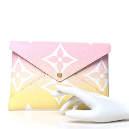 Louis Vuitton Monogram Giant By The Pool Kirigami Pochette Set 2 of 14
